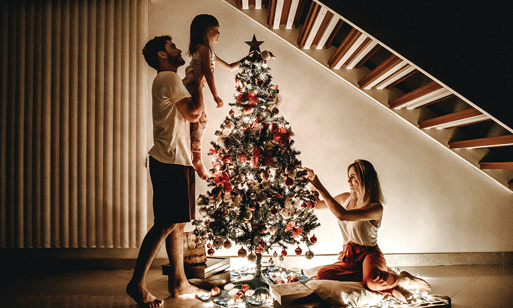 5 Holiday Traditions to Start with Your Family That Will Continue Through the Years